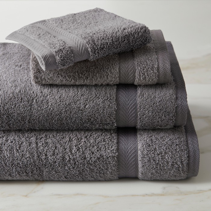 Lili Alessandra Amalfi Bath Towel | Steel Grey